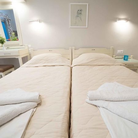 Athena Apartments 圣加利尼 外观 照片